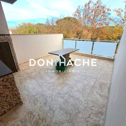 Casa-chalet en Venta en Oeste