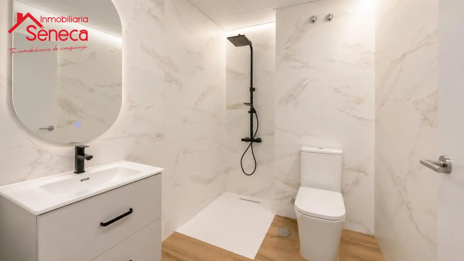 Baño de Piso en venta en Córdoba con Calefacción y Terraza