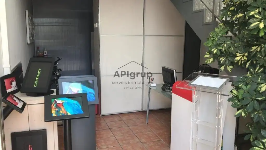 Business premises to rent in Centre - Sant Oleguer, imagen 30