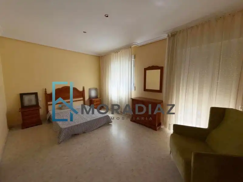Habitación de Casa adosada en venta en Don Benito con Aire acondicionado, Calefacción y Trastero