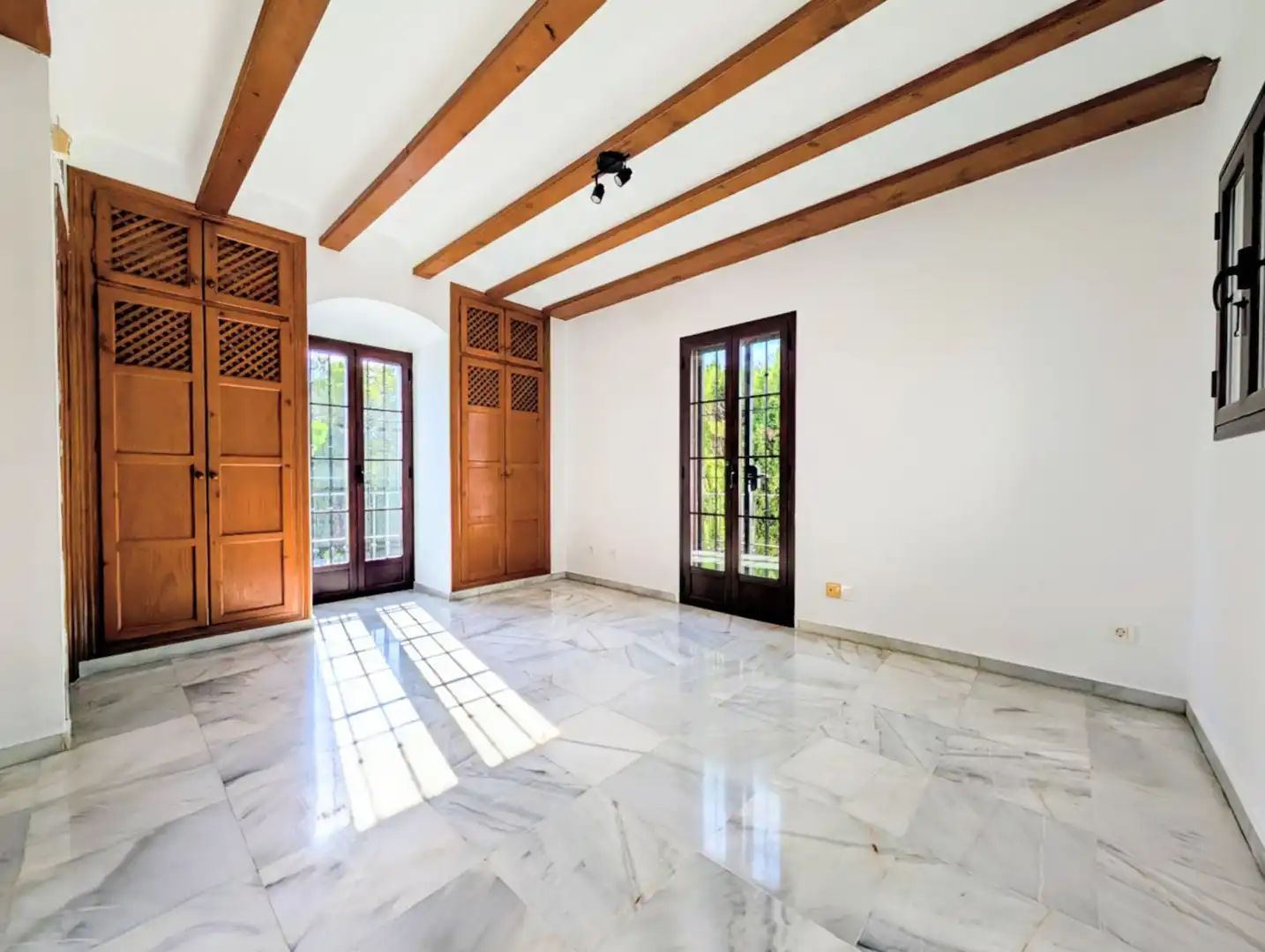 Casa adosada en venta en Marbella con Aire acondicionado y Piscina comunitaria