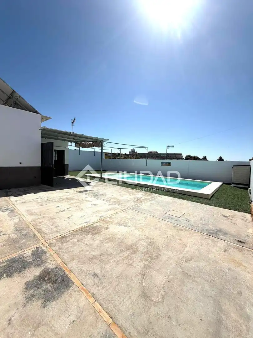 Landhaus mit Pool zum Verkauf in Monteolivete - Camino Sevilla