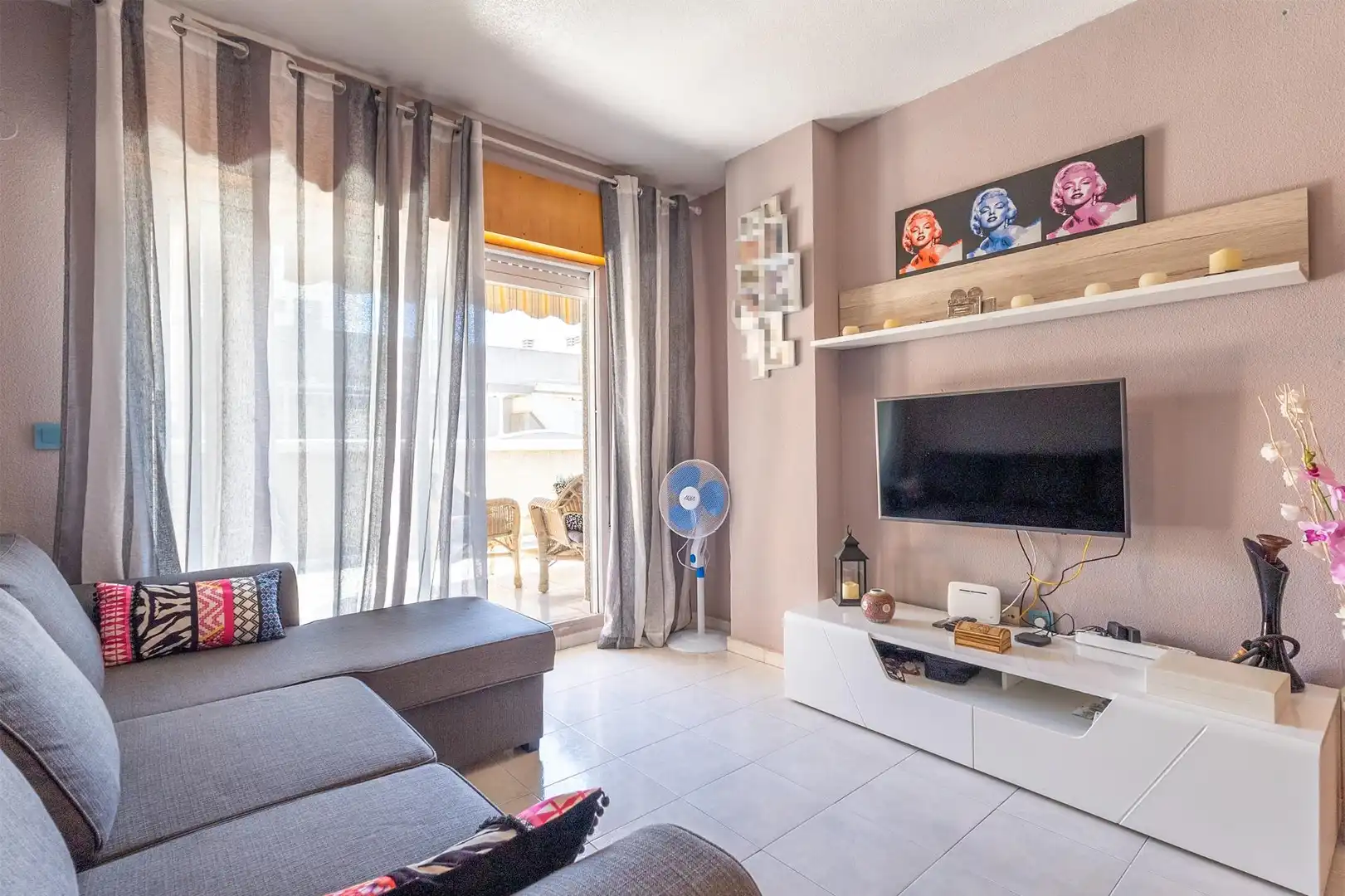 Sala d'estar de Àtic en venda en Torrevieja amb Aire condicionat i Terrassa