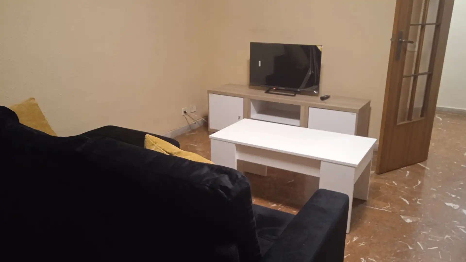 Wohnzimmer von Wohnung zur untervermieten in Salamanca mit Heizung, Parkett und Möbliert
