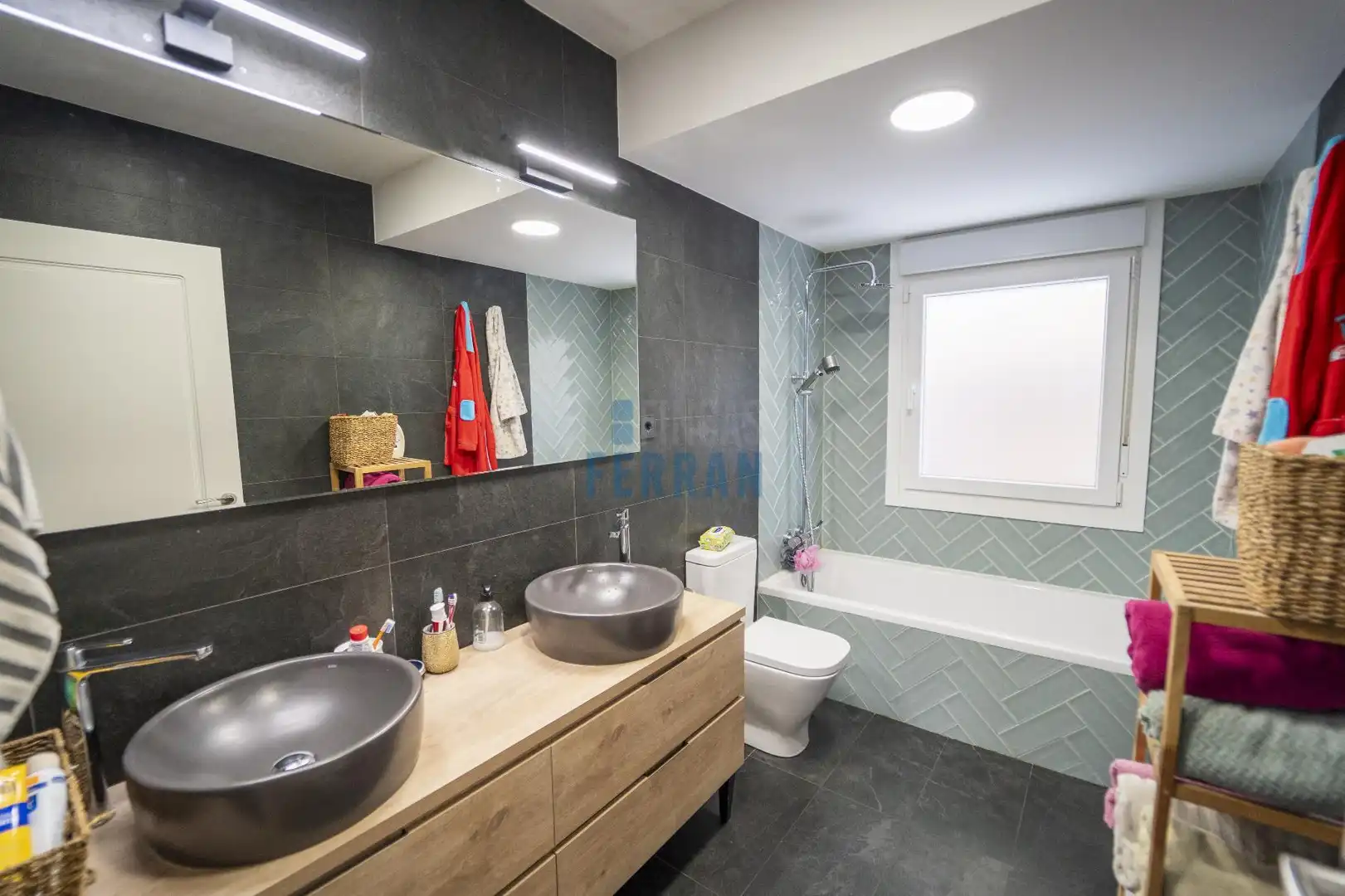 Baño de Casa o chalet en venta en El Vendrell con Calefacción, Parquet y Terraza