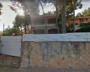 Vista exterior de Casa o xalet en venda en  Tarragona Capital amb Terrassa, Piscina i Balcó