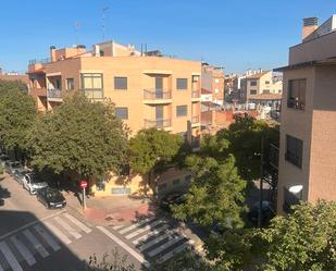 Exterior view of Flat for sale in  Zaragoza Capital  with Heating, Furnished and Oven