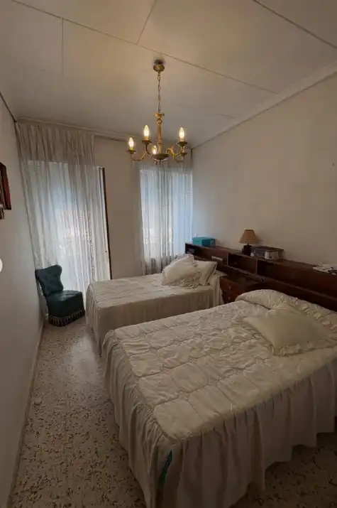 Dormitori de Pis en venda en Onil amb Aire condicionat, Balcó i Internet