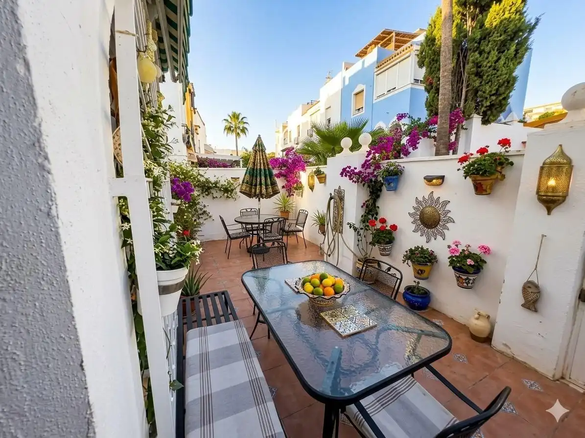 Detached homes for sale in La Colina