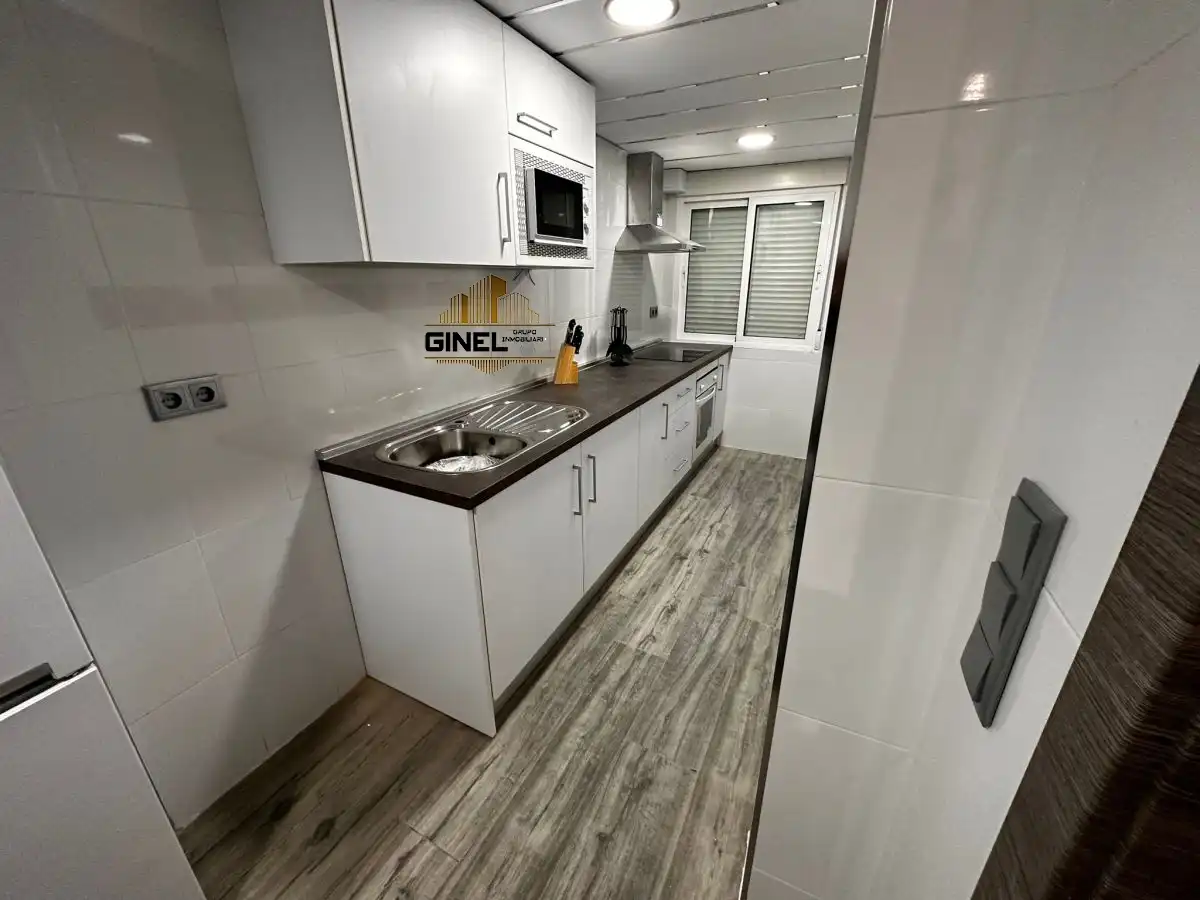 Kitchen of Flat for rent in Jaén  with Air Conditioner and Heating