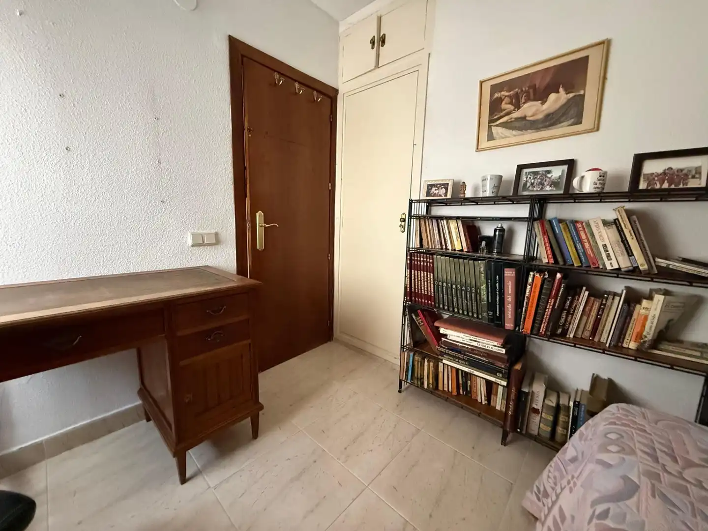 Bedroom of Flat for sale in Córdoba  with Air Conditioner and Balcony