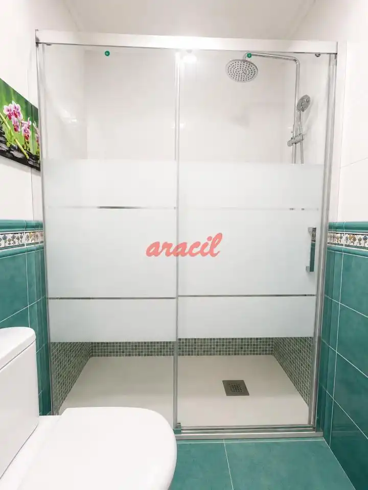 Baño de Casa o chalet en venta en O Pereiro de Aguiar  con Calefacción, Jardín privado y Trastero