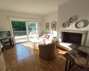 Living room of Flat to rent in San Lorenzo de El Escorial  with Heating, Parquet flooring and Terrace