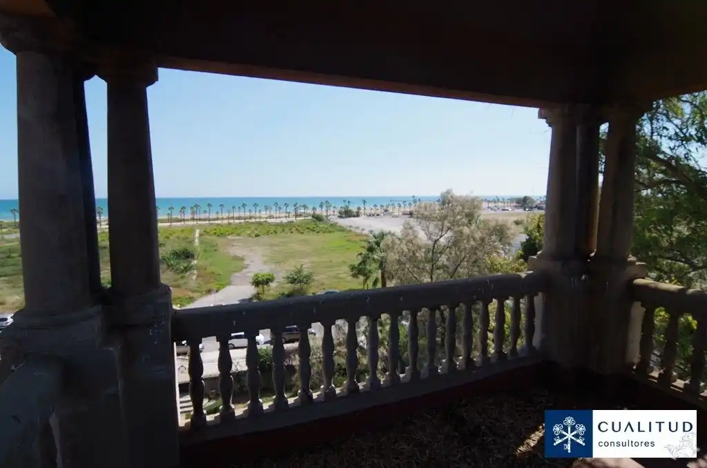 Dormitori de Casa o xalet en venda en Burriana / Borriana amb Jardí privat, Terrassa i Traster