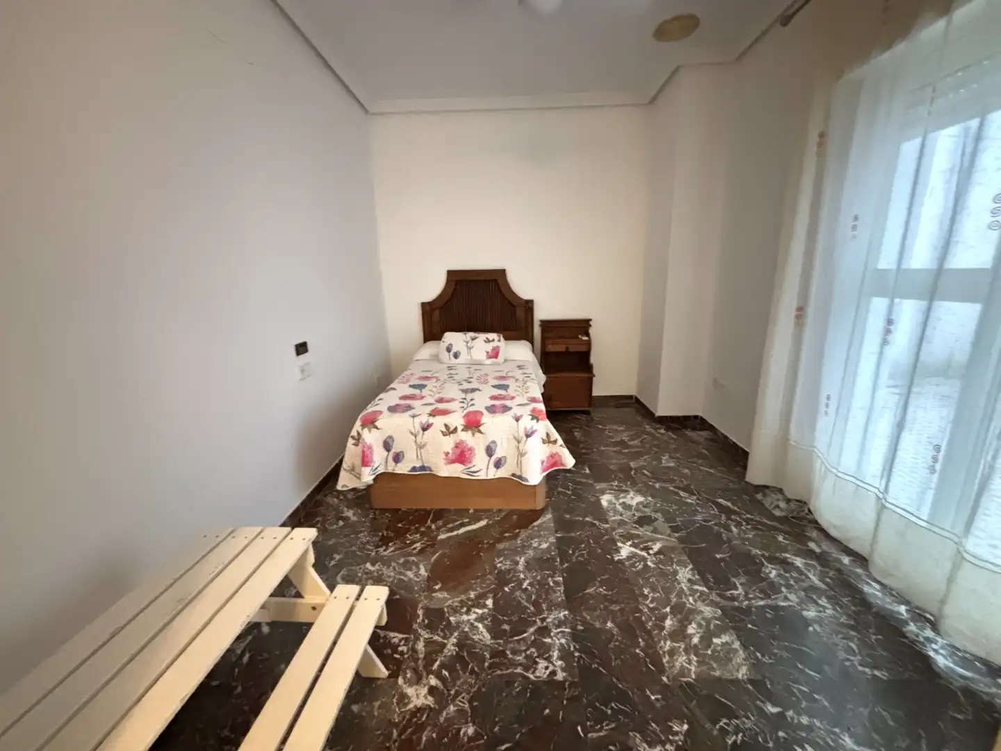 Schlafzimmer von Wohnung zur Miete in Andújar mit Klimaanlage, Heizung und Möbliert
