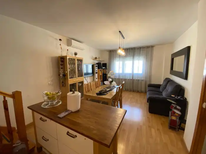 Sala d'estar de Dúplex en venda en Mollerussa amb Aire condicionat, Calefacció i Traster