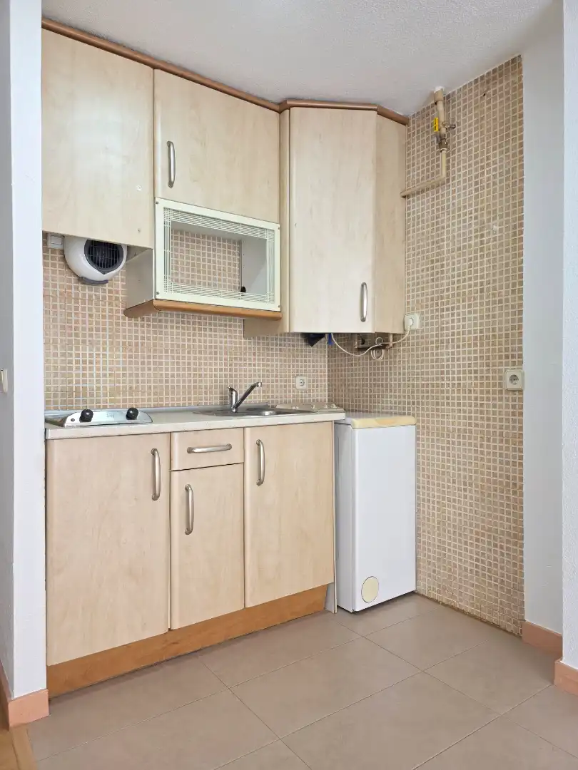 Kitchen of Flat for sale in Madrid  with Air Conditioner, Heating and Private garden