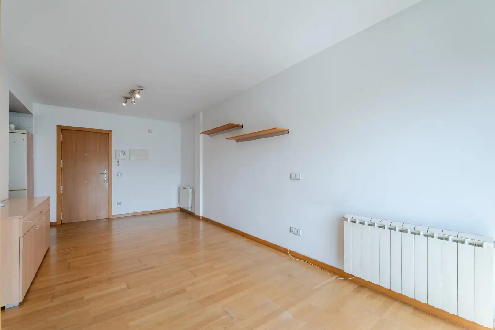 Living room of Flat for sale in Girona  with Heating and Balcony