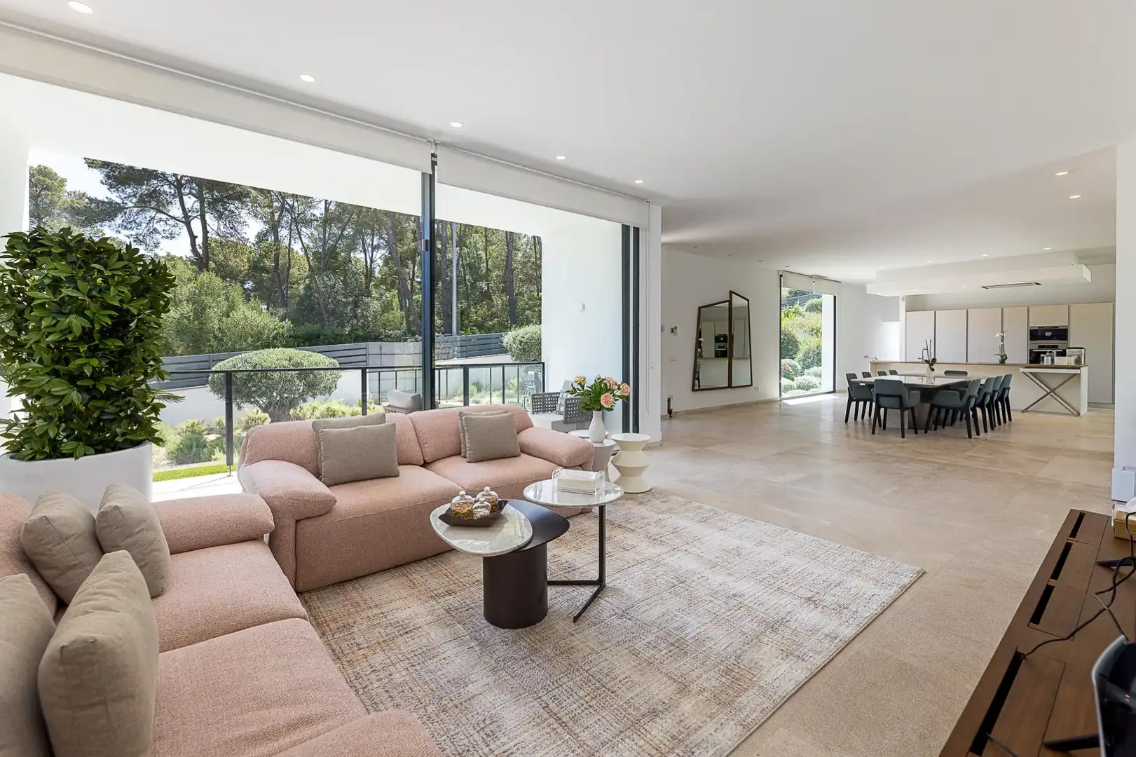 Sala d'estar de Casa o xalet en venda en  Palma de Mallorca amb Aire condicionat, Calefacció i Jardí privat