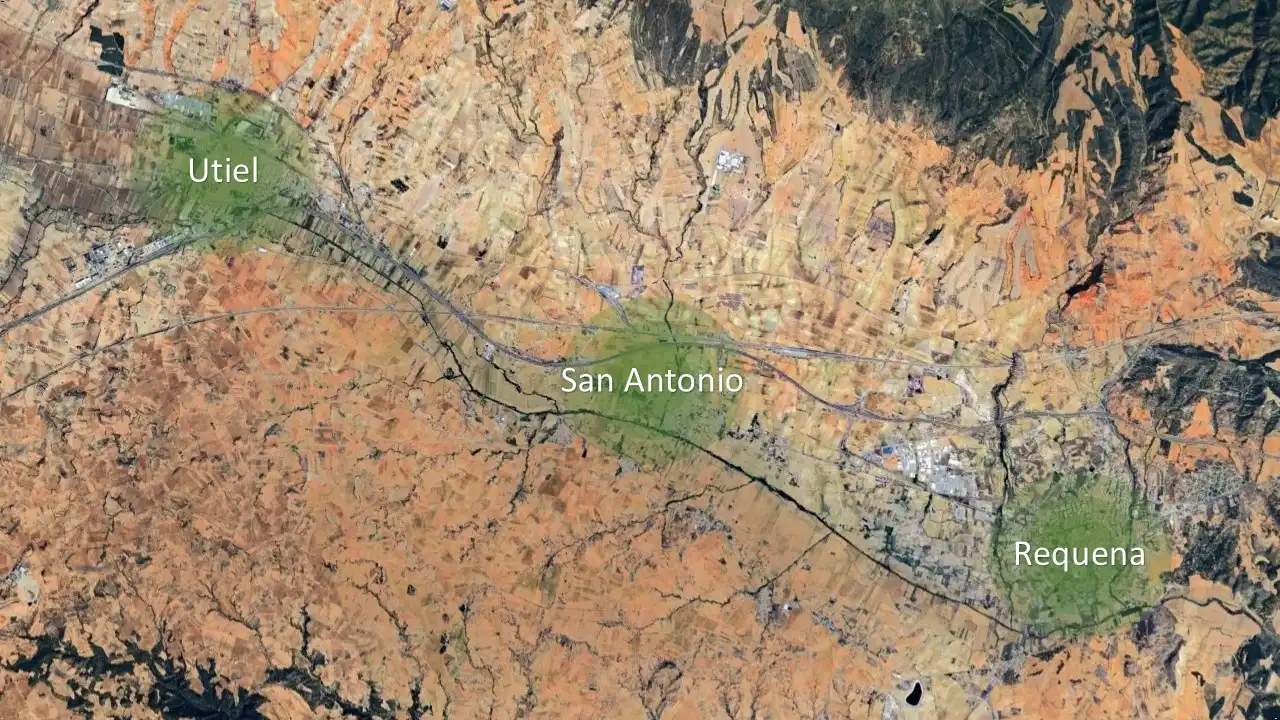 Rustikales Grundstück zum Verkauf in C/ Almazara San Antonio, imagen 5
