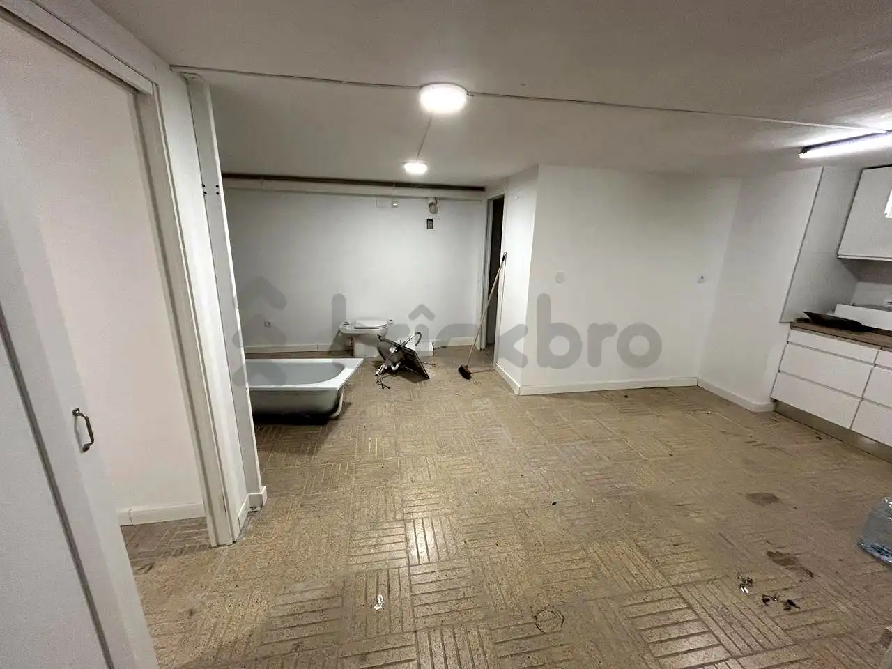 Business premises for sale in De La Manigua, imagen 28