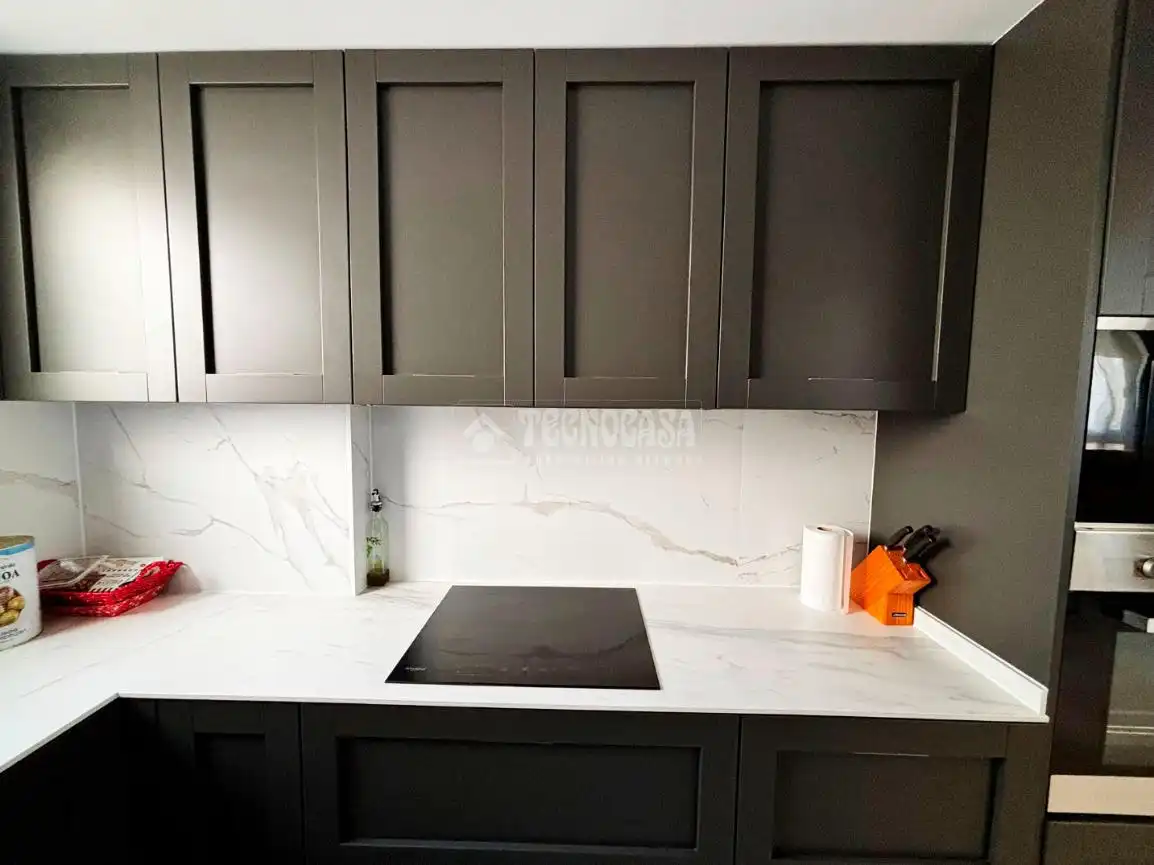 Kitchen of Flat for sale in Zaragoza  with Heating, Terrace and Furnished