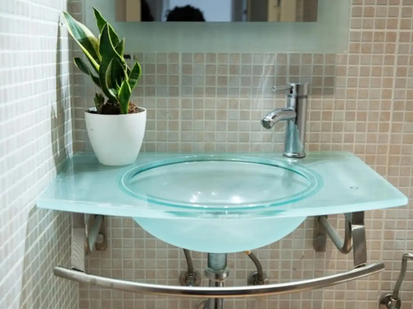 Bathroom of Flat for share in Pobles del Sud