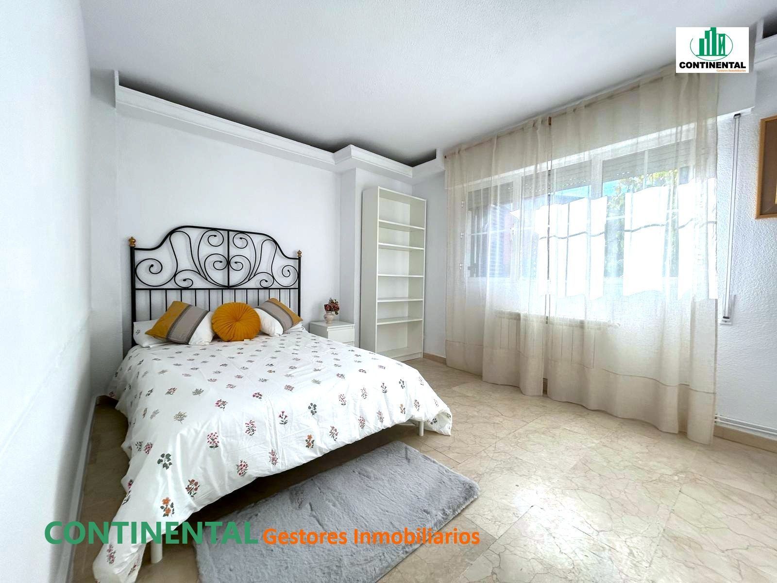 Bedroom of Flat to share in Las Rozas de Madrid  with Heating, Private garden and Terrace