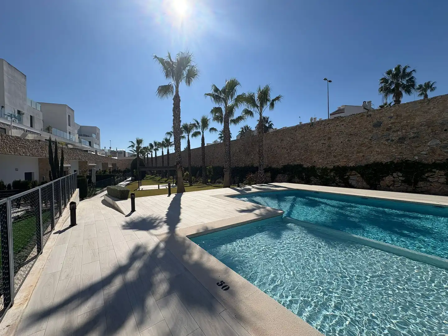 Planta baja en venta en Los Almendros