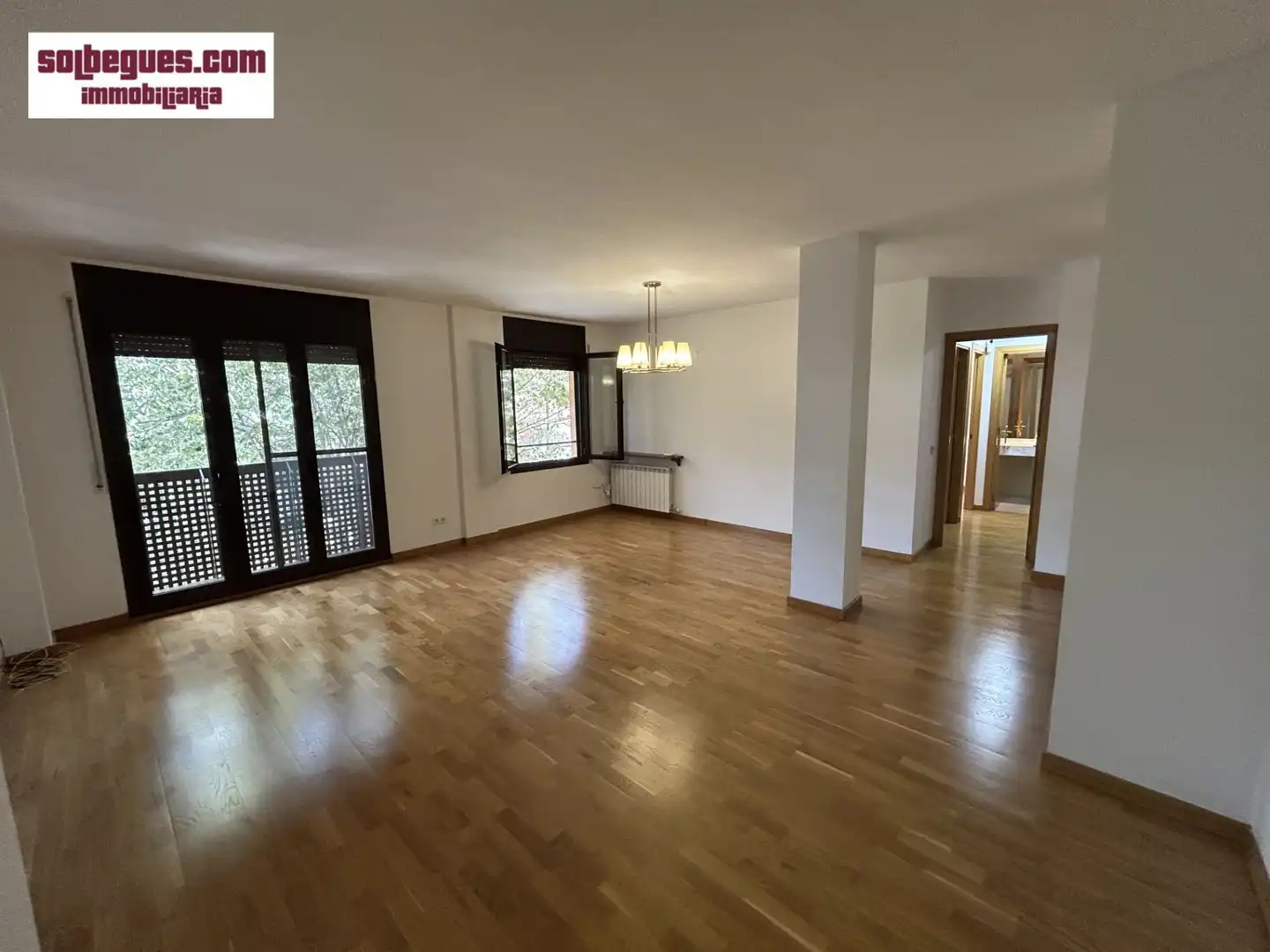 Sala de estar de Dúplex en venta en Begues con Calefacción, Terraza y Trastero
