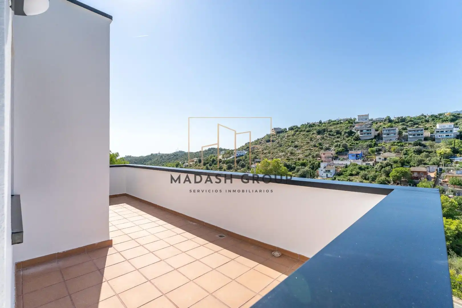 Villa mit Pool zum Verkauf in Avenida de la Marca Hispànica, imagen 33