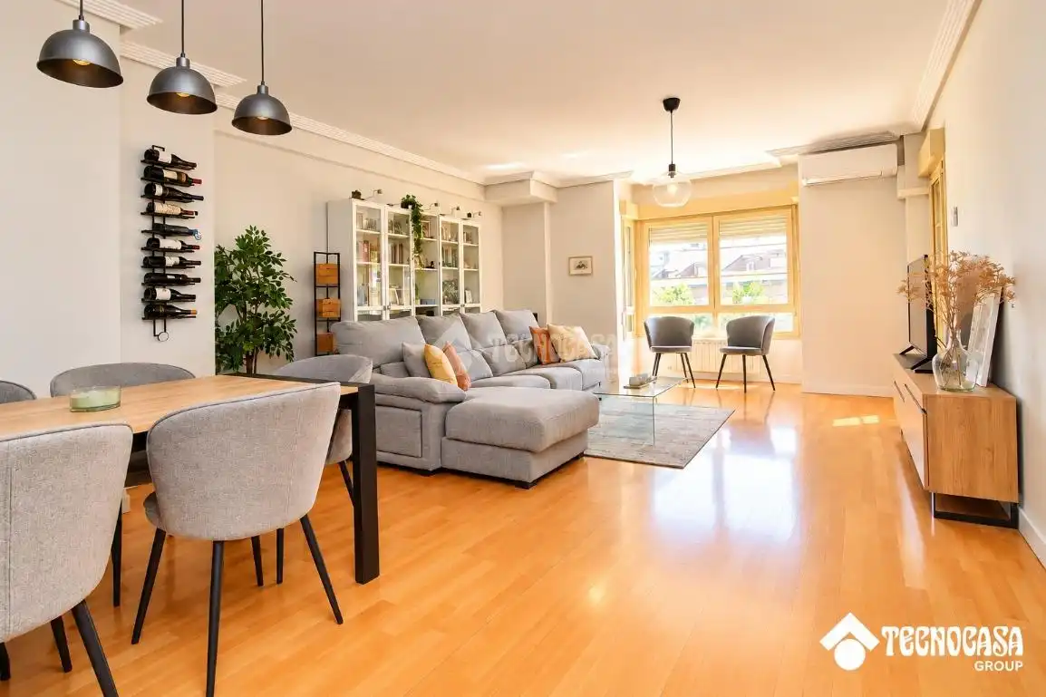 Wohnung mit Balkon zum Verkauf in Centro