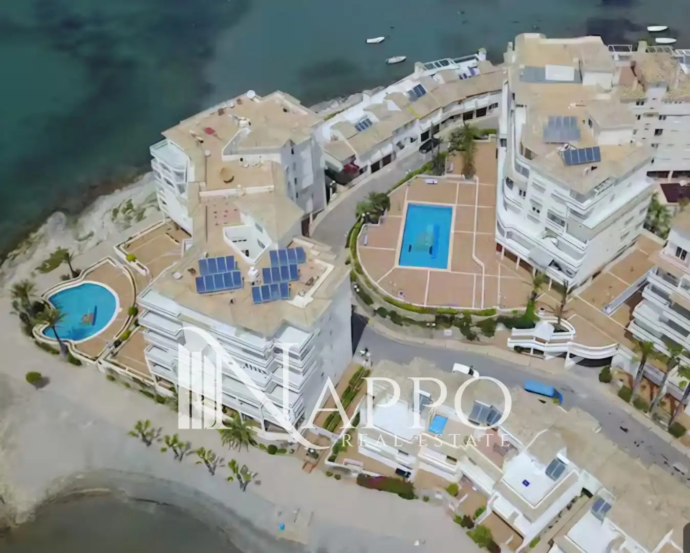 Appartamento con terrazza in affitto a Cabo Romano-Pl X
