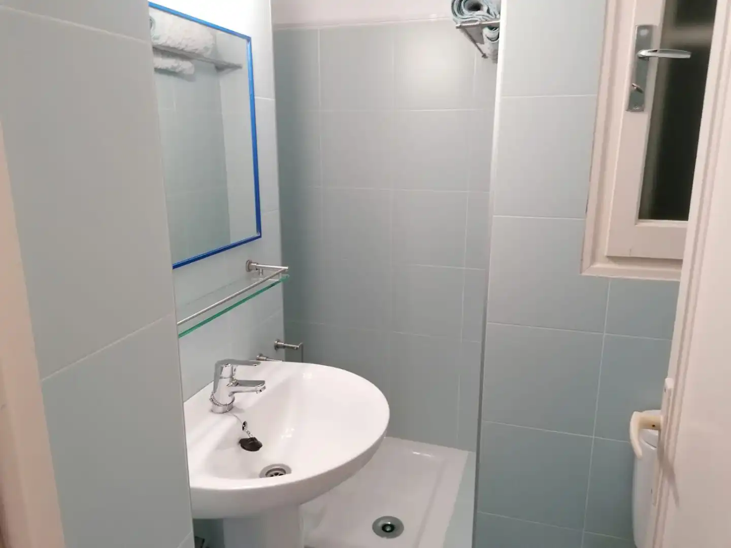 Baño de Piso de alquiler en Madrid con Aire acondicionado, Calefacción y Parquet