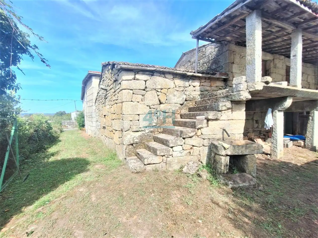 Casa amb terrassa en venda a Amoeiro, imagen 9