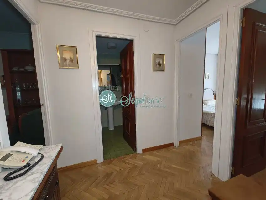 Piso en venta en Segovia con Calefacción, Terraza y Trastero