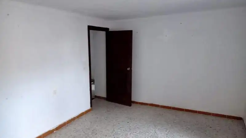 Casa adosada en venda en Ibros amb Terrassa i Traster