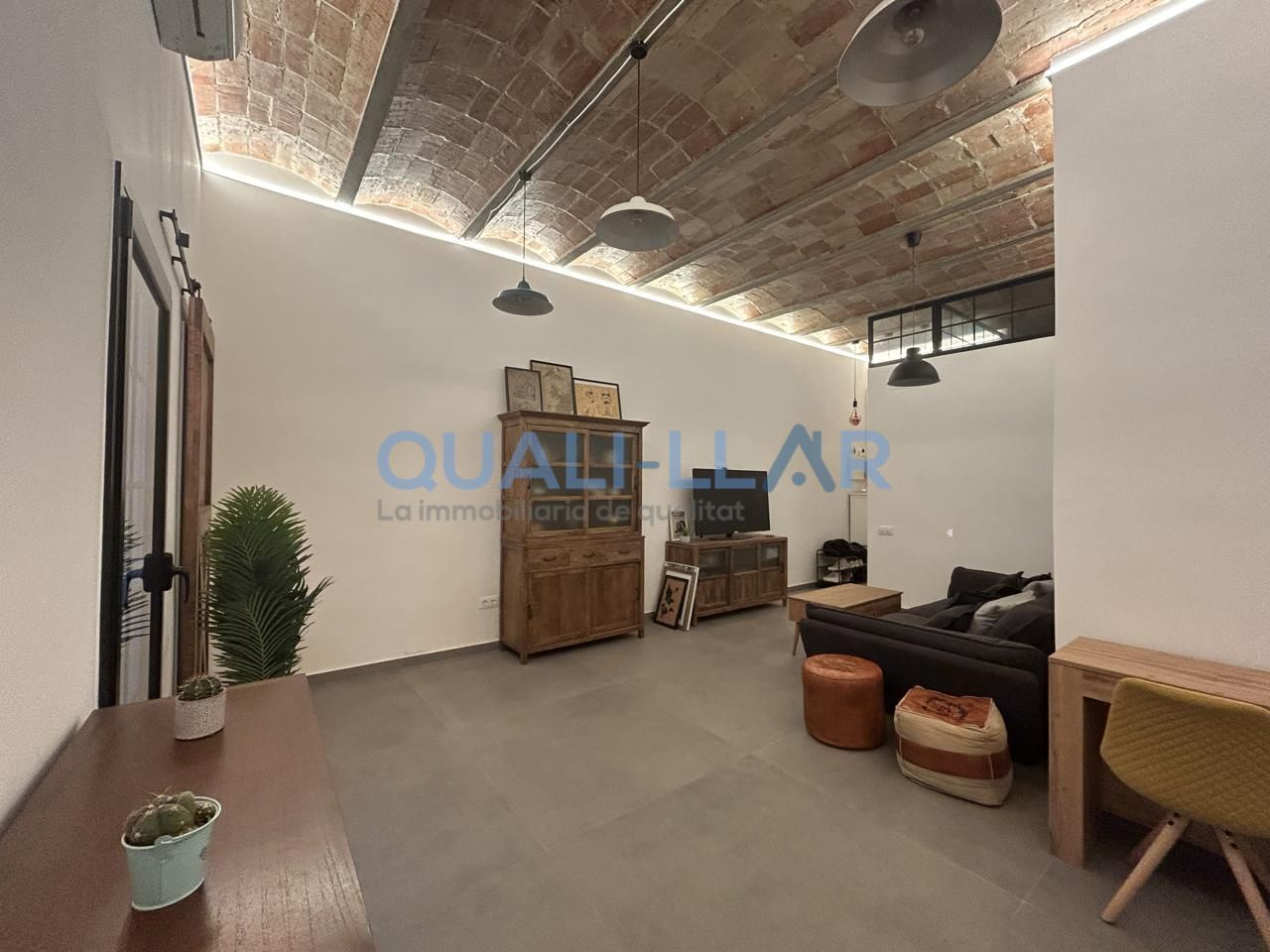 Planta baja en venta en Carrer General Prim, Centre - Can Nadal