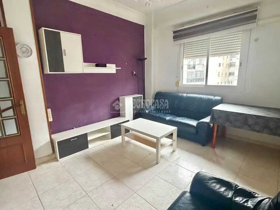 Living room of Flat for sale in Valencia  with Air Conditioner and Balcony