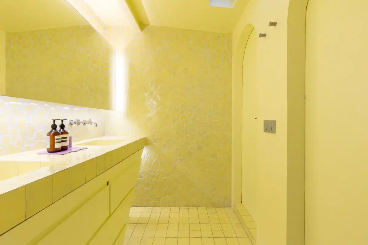 Bathroom of Country homes for sale in Valencia  with Air Conditioner, Heating and Private garden