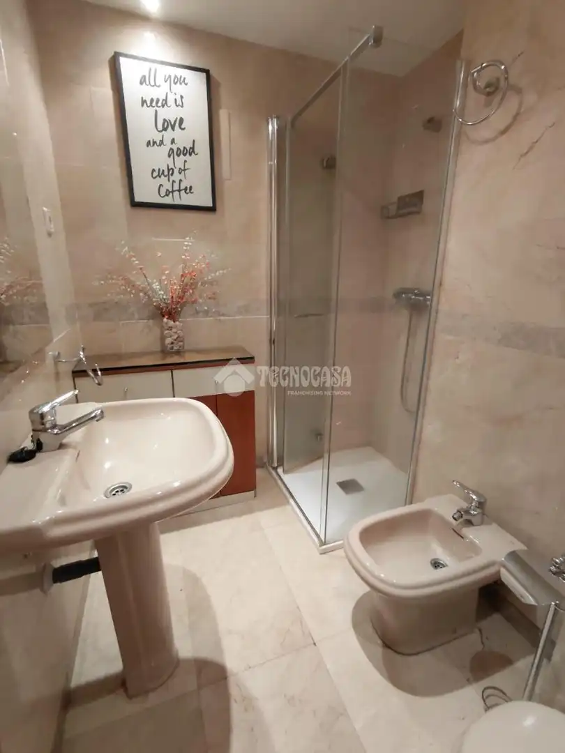 Baño de Piso en venta en Getafe con Calefacción