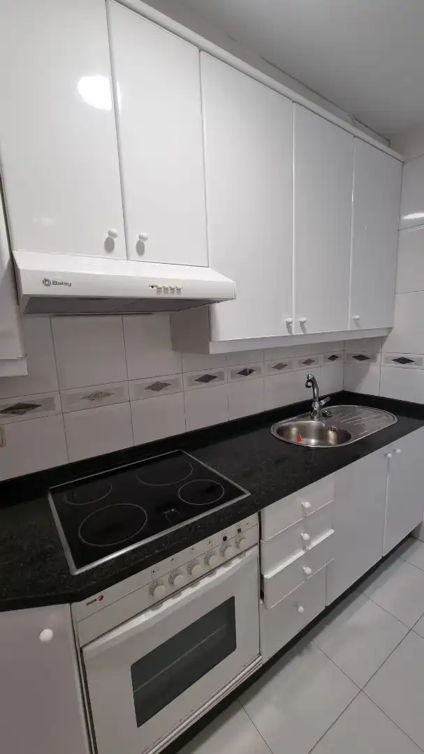 Kitchen of Flat for sale in Vigo   with Parquet flooring and Storage room