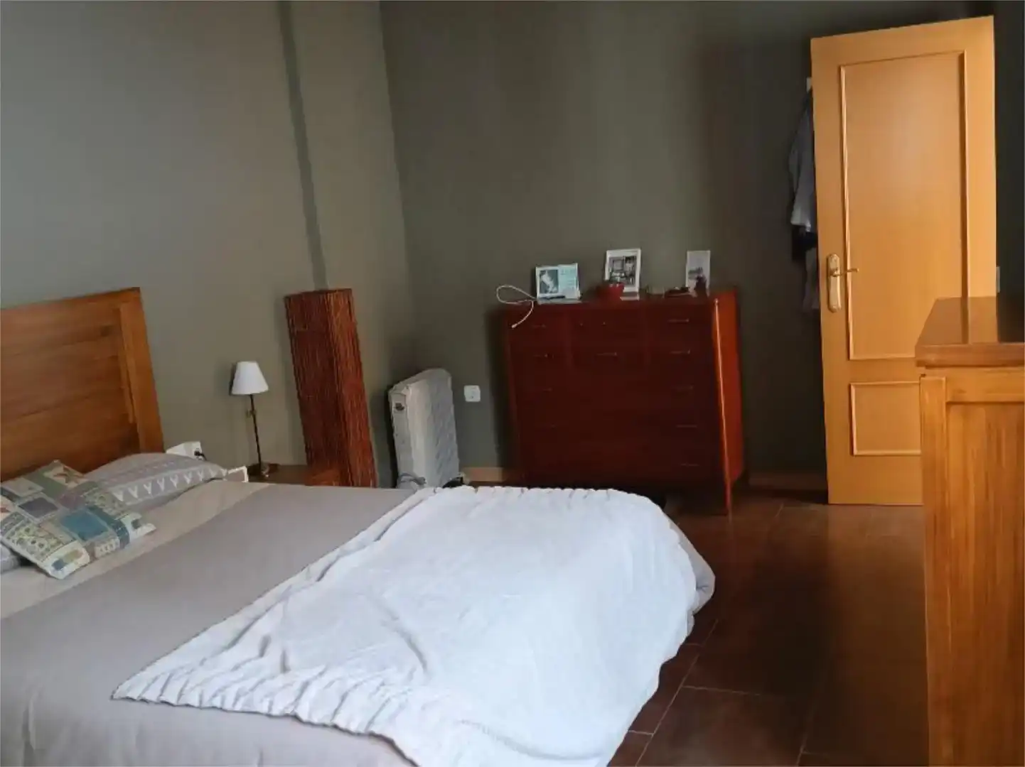 Dormitori de Casa adosada en venda en Massamagrell amb Aire condicionat