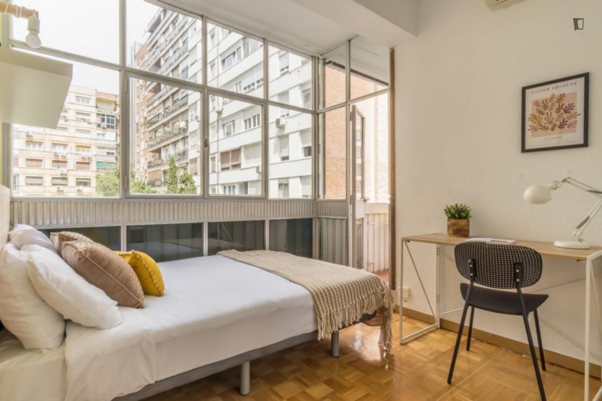 Apartment to share in Cuatro Caminos - Azca