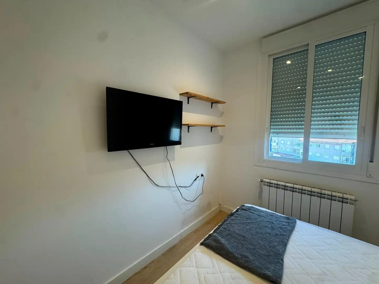 Habitación de Piso de alquiler en Ourense Capital  con Calefacción, Amueblado y Balcón