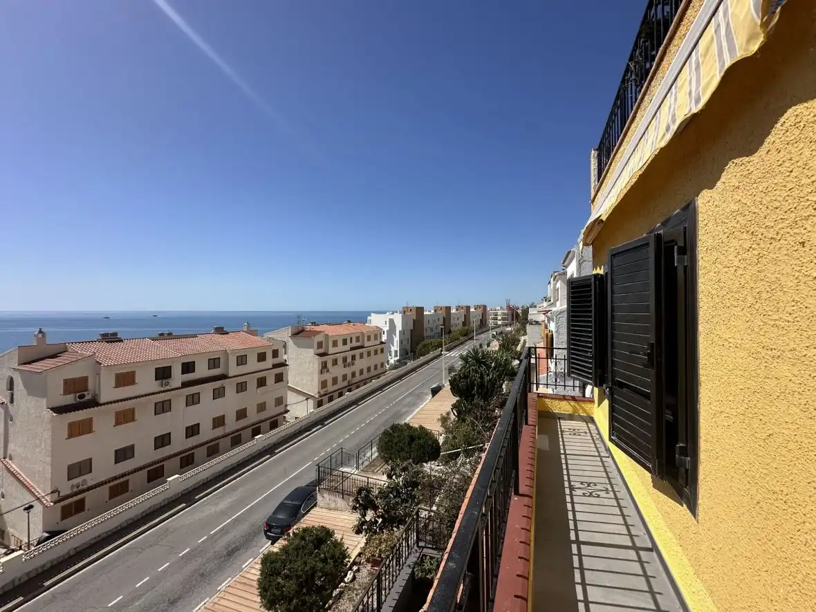 Vista exterior de Apartament en venda en Santa Pola amb Calefacció i Terrassa