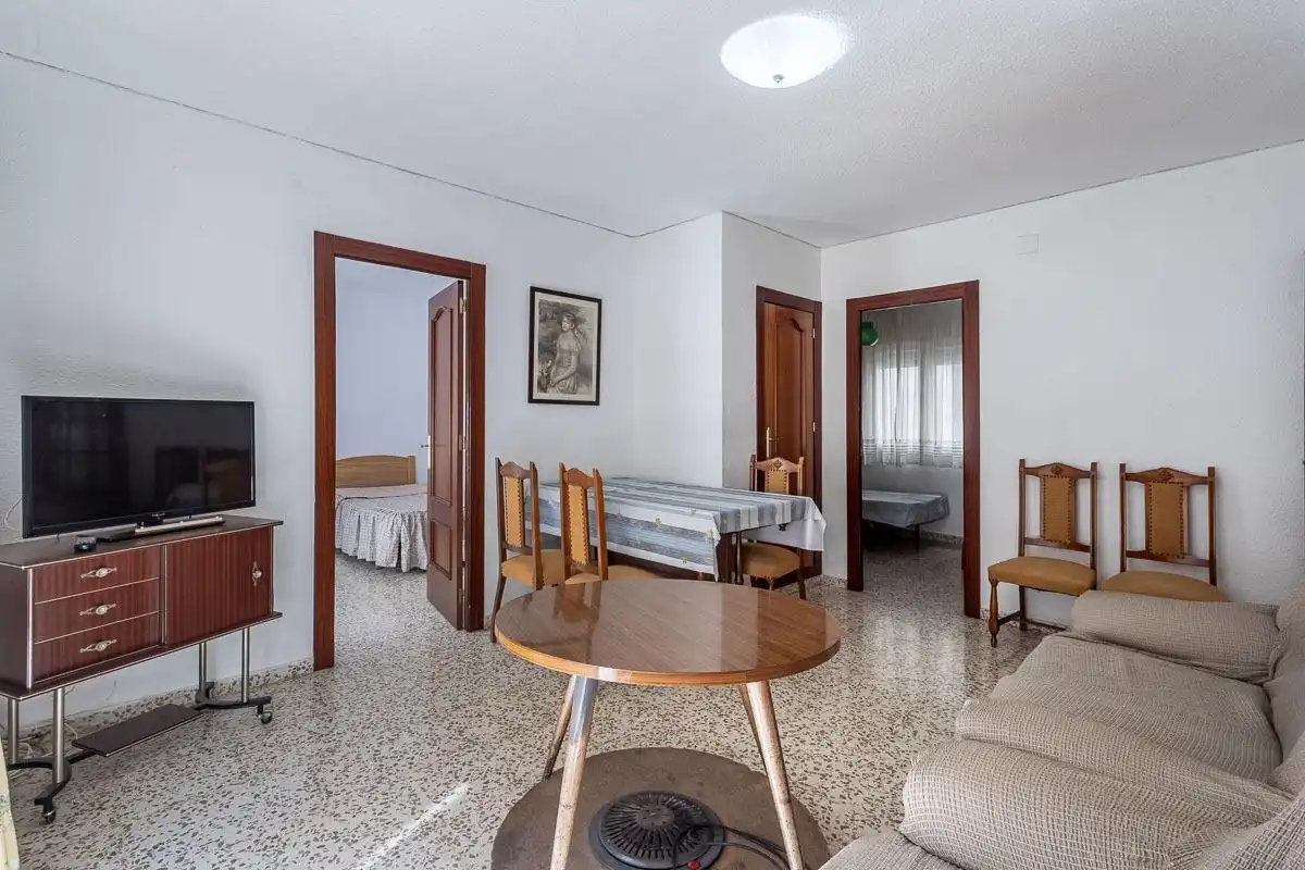 Flat with lift to rent in Beiro, imagen 4