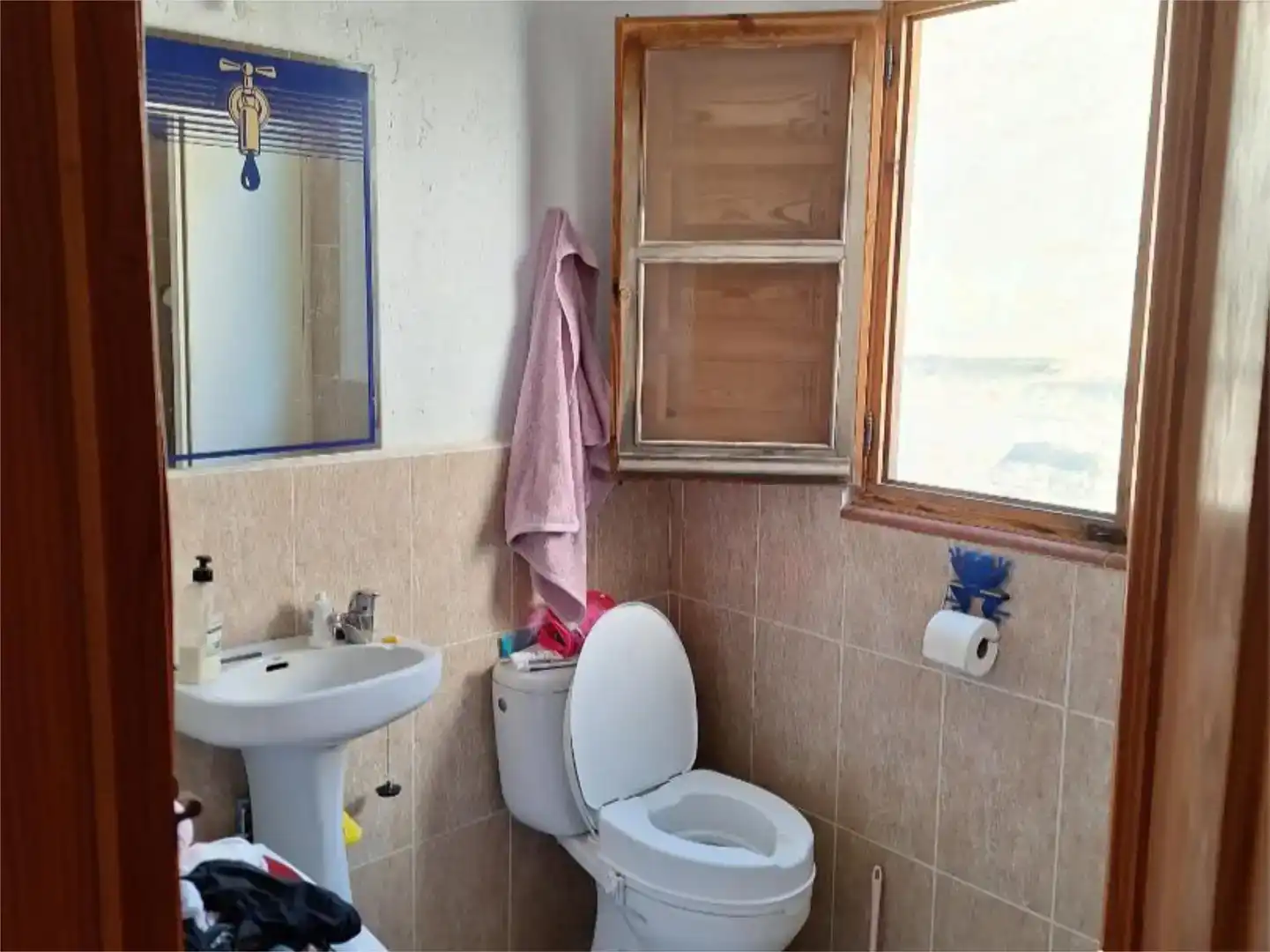 Baño de Piso en venta en Otívar con Amueblado