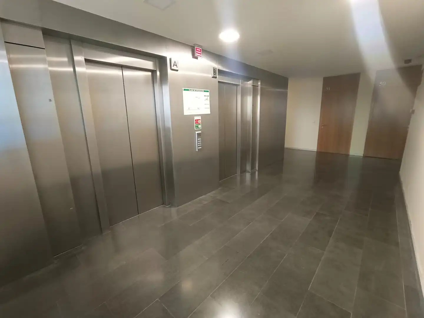 Büro zum Verkauf in Sevilla mit Klimaanlage und Abstellraum