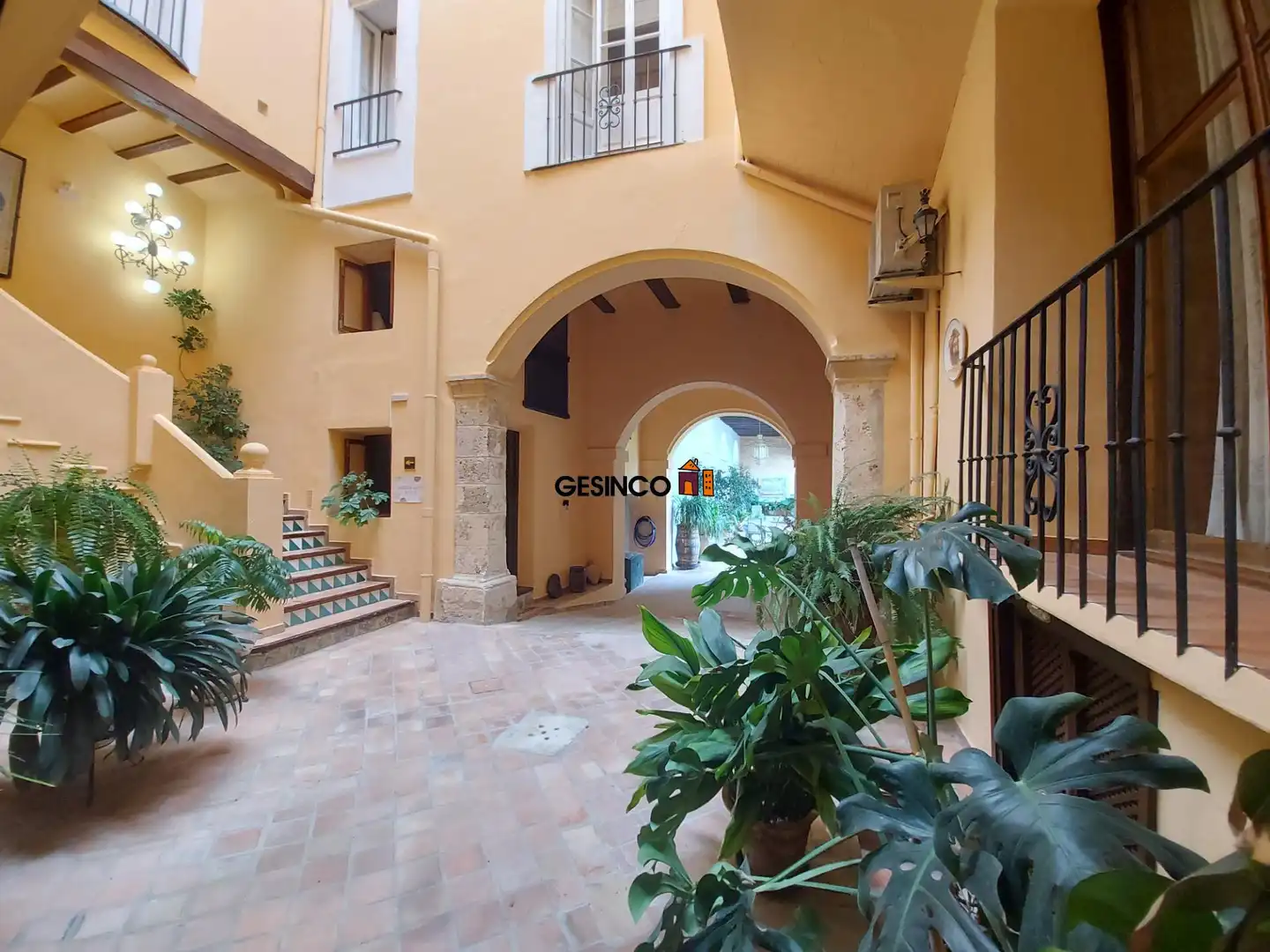 Casa amb terrassa en venda a Xàtiva